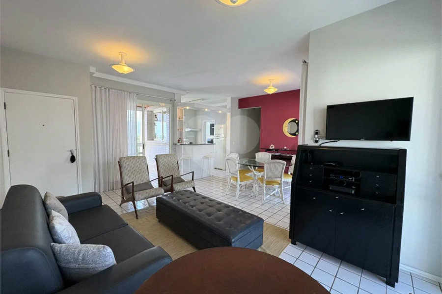 Apartamento à venda com 2 quartos, sendo 1 suíte, em Riviera de São Lourenço, Bertioga, SP