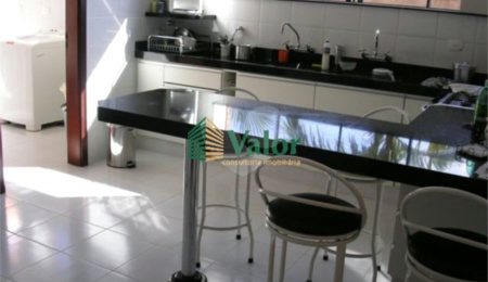 Casa à venda com 4 suítes em Residencial Samambaia, São Carlos, SP