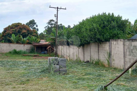 Terreno com 2.010,00 m² .