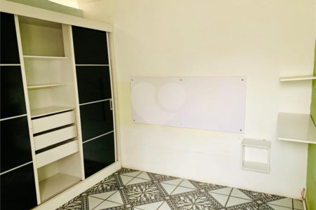 Sobrado de 150m2 com 4 dormitórios e 1 vaga à venda na Chácara Inglesa