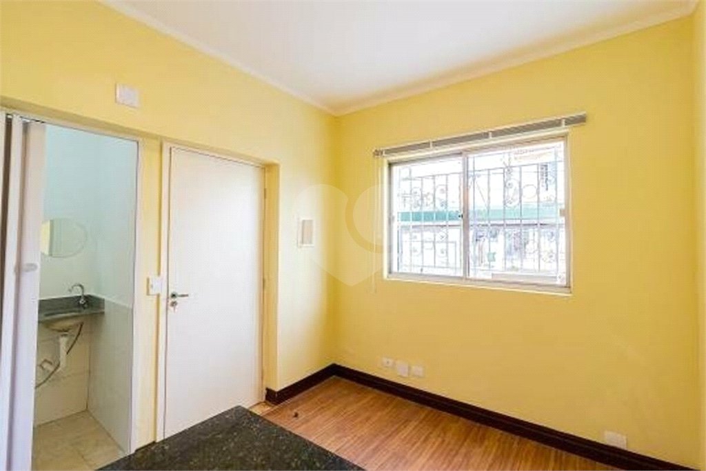Condomínio com 12 studios , 310m² de área , à venda no bairro do Cambucí.