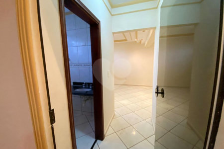 Casa no Jardim Hikare