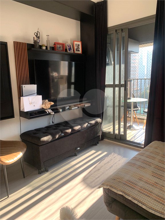 PINHEIROS - APARTAMENTO NOVO MOBILIADO