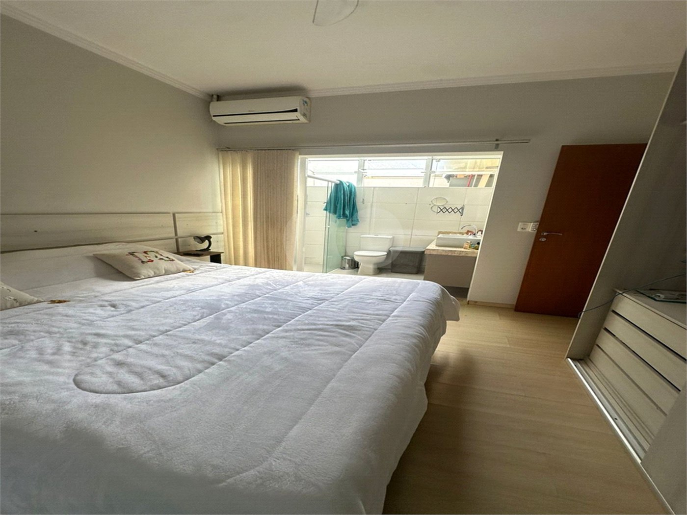 Casa térrea 2 quartos 1 suíte e piscina. Jardim Embaré