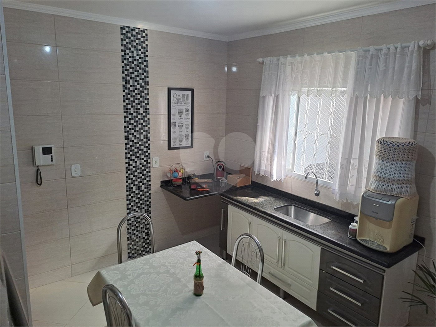 Casa à venda com 3 quartos em Popular III, Louveira, SP