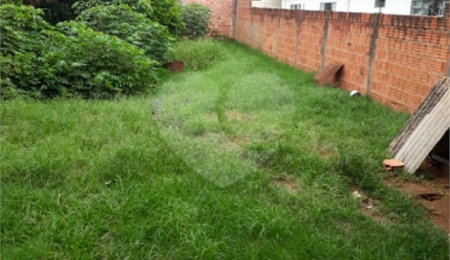 Terreno à venda em Cidade Aracy, São Carlos, SP