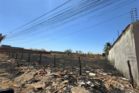 Terreno à venda em Conjunto Planalto, Balsas, MA