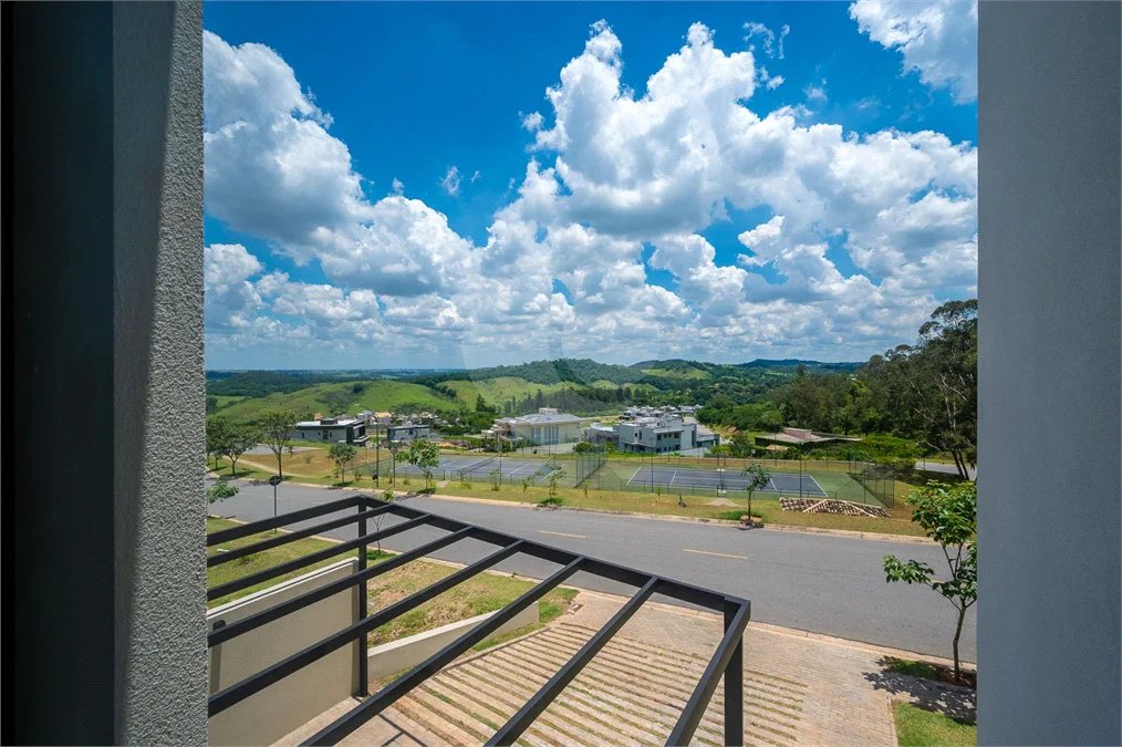 Casa à venda ou para alugar com 4 suítes no condomínio Residencial Arboretum, Vinhedo - SP