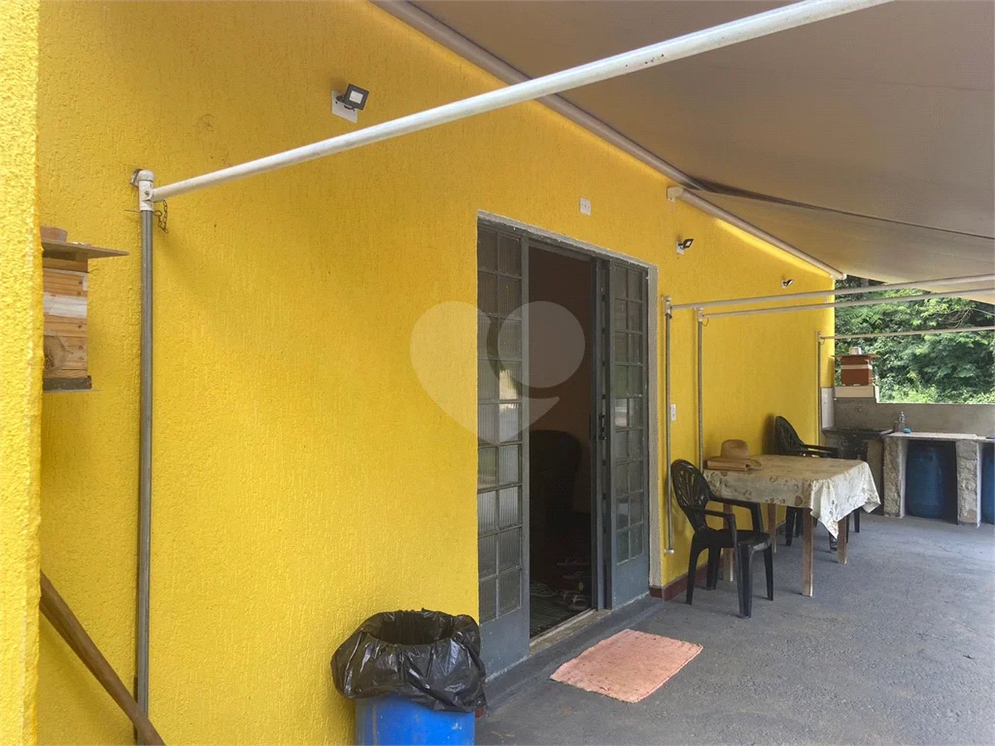 Vende-se chácara com lago Nazare Paulista com 3.000 m²
