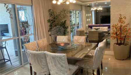 Apartamento à venda com 3 quartos, sendo 1 suíte,  no Centro, São Bernardo do Campo, SP