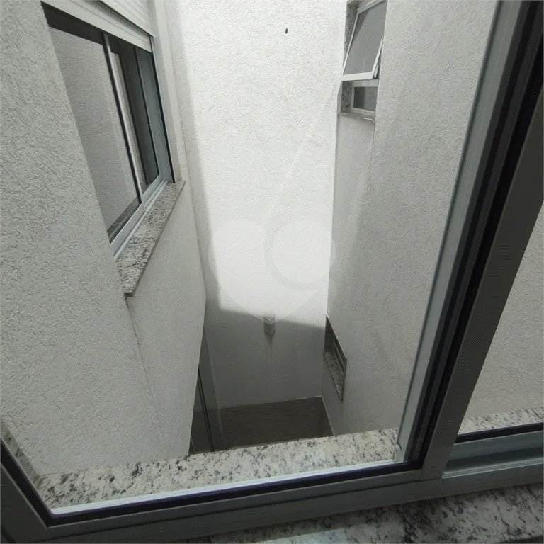 Sobrado à venda, 3 suítes, garagem, a 300 m do metrô Vila Matilde