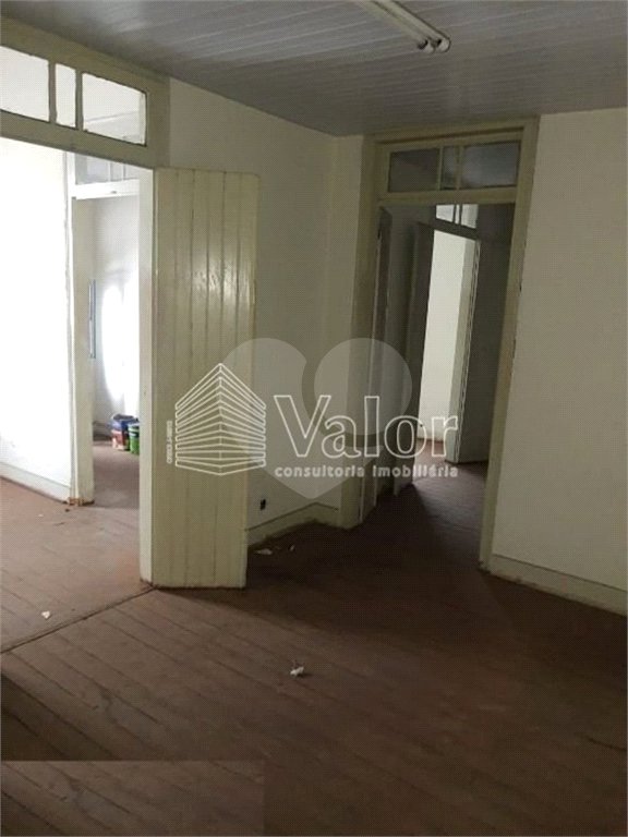 Casa Térrea com 2 dormitórios.