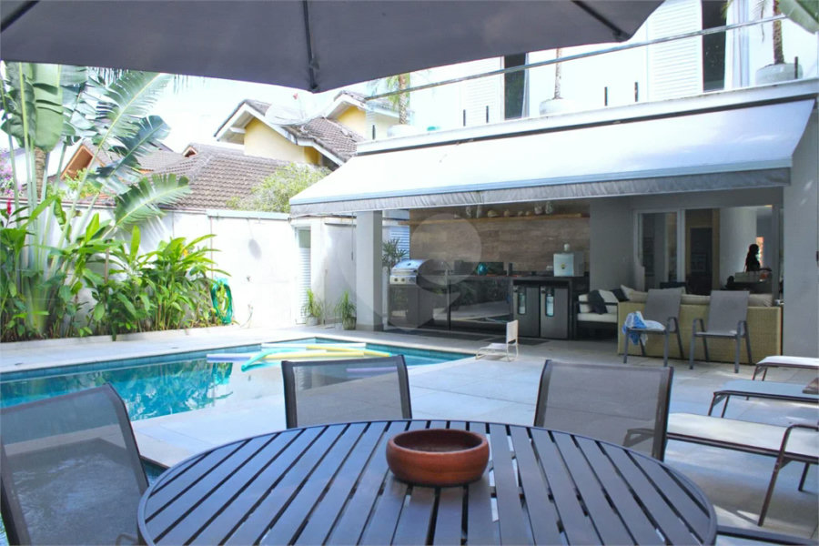 Casa à venda com 4 suítes em Riviera de São Lourenço, Bertioga, SP