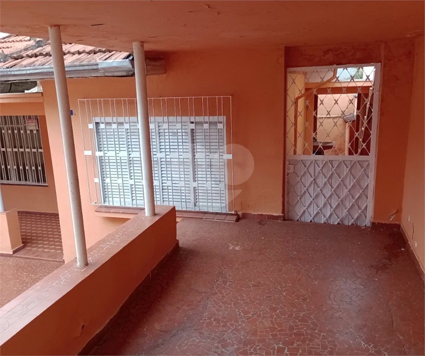 Excelente oportunidade de casa térrea com preço de ocasião