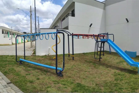 Casa à venda com 2 quartos no condomínio Sindona Parque 1, Cotia - SP
