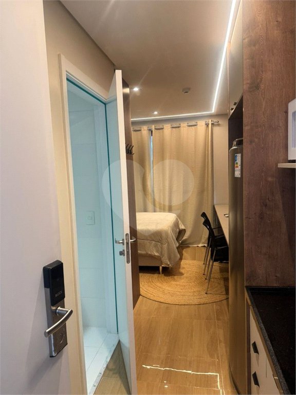 VENDO - Studio mobiliado e decorado na Vila Mariana.