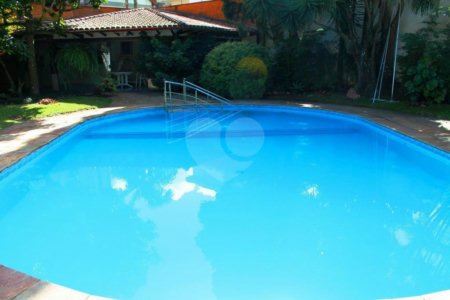Casa Térrea à venda com 3 quartos, sendo 1 suíte, em Granja Julieta, São Paulo, SP