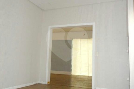 Excelente Casa Térrea Comercial em Região Nobre !!!