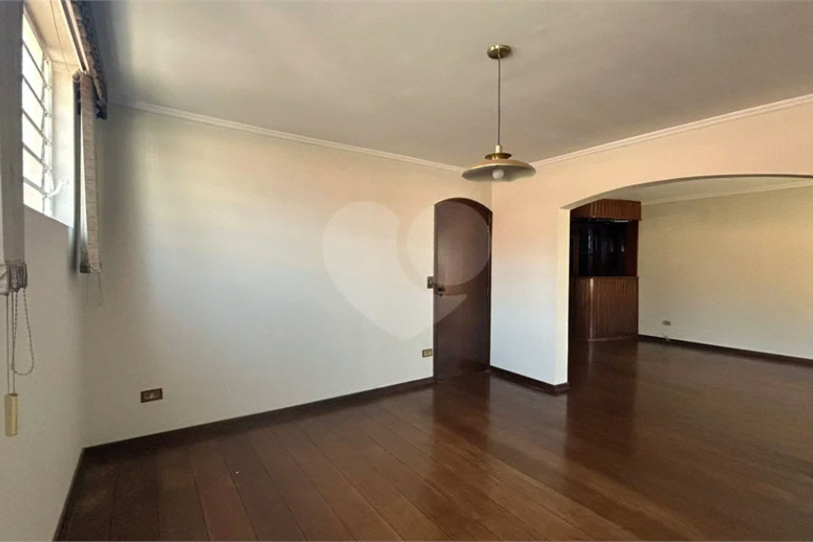 Venda Casa com 4 Dormitórios no Parque Santa Cecília