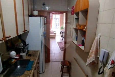 Apartamento em Higienópolis com 2 dormitórios