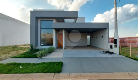 Casa à venda com 3 quartos, sendo 1 suíte,  no condomínio Residencial Villeneuve, São Carlos - SP