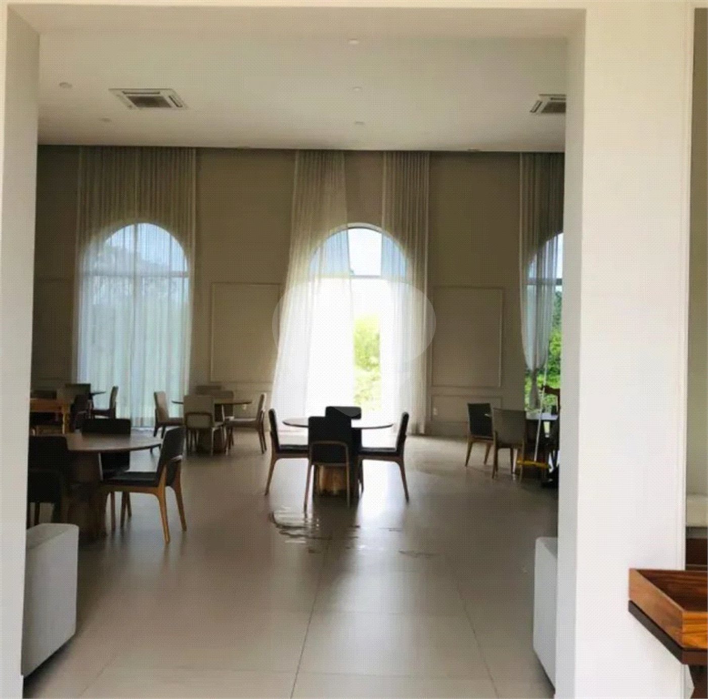 Indaiatuba - Villa dos Pinheiros - terreno com 680,37 ms - R$ 1.490.000,00 - condominio - R$ 1.450,00 - iptu - R4 520,00 - Com segurança inteligente, fiação e internet por fibra ótica subterrâneas, gás encanado e uma exuberante área verde preservada com nascentes naturais, Salão de festas, lounge
