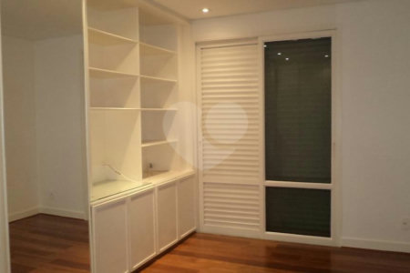 Apartamento para alugar com 4 suítes em Alto da Boa Vista, São Paulo, SP