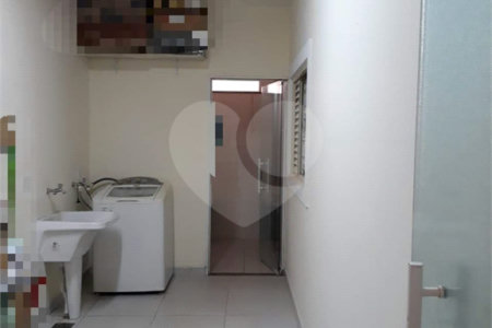 SOBRADO RESIDENCIAL EM EXCELENTE LOCALIZAÇÃO