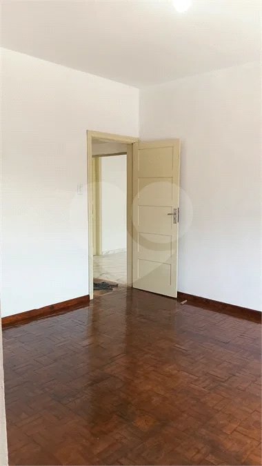 TERRENO ESQUINA A VENDA COM 3 CASAS + GARAGENS NO JABAQUARA / OU ALUGA CASA PRINCIPAL