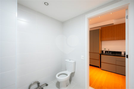 LINDO STUDIO DE 32M² PRÓXIMO DE TUDO