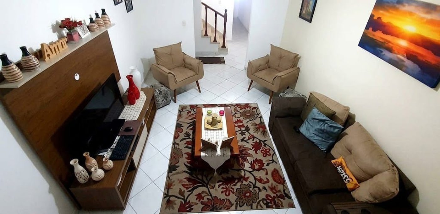 Sobrado à venda com 3 quartos, sendo 1 suíte, em Jardim Sarah, São Paulo - SP