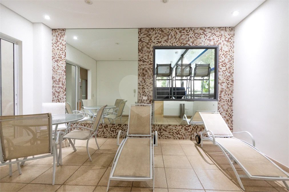 Vila Clementino - 161 m² | 2 dormitórios, com possibilidade de 3 | suíte master | 3 vagas | depósito