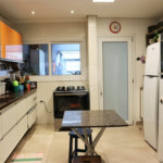 Casa Nova na Saúde c/380m2 de construção - 6 Quartos/4 suítes/4 Vagas na garagem