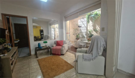 Casa à venda com 3 quartos, sendo 1 suíte,  em Planalto Paulista, São Paulo, SP