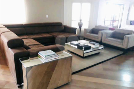 Apartamento à venda na Saúde de 500m² com 5 dormitórios, 4 suítes e 5 vagas