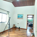 Casa com 324m², 4 dormitórios, sendo 1 suíte, 4 vagas, à venda no Jardim Las Vegas em Santo André.