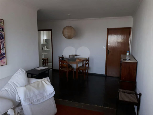Apartamento à venda com 3 quartos, sendo 1 suíte,  em Chácara Santo Antônio, São Paulo, SP