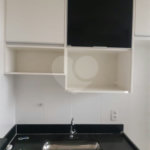 Apartamento no Condomínio Mont Royal .