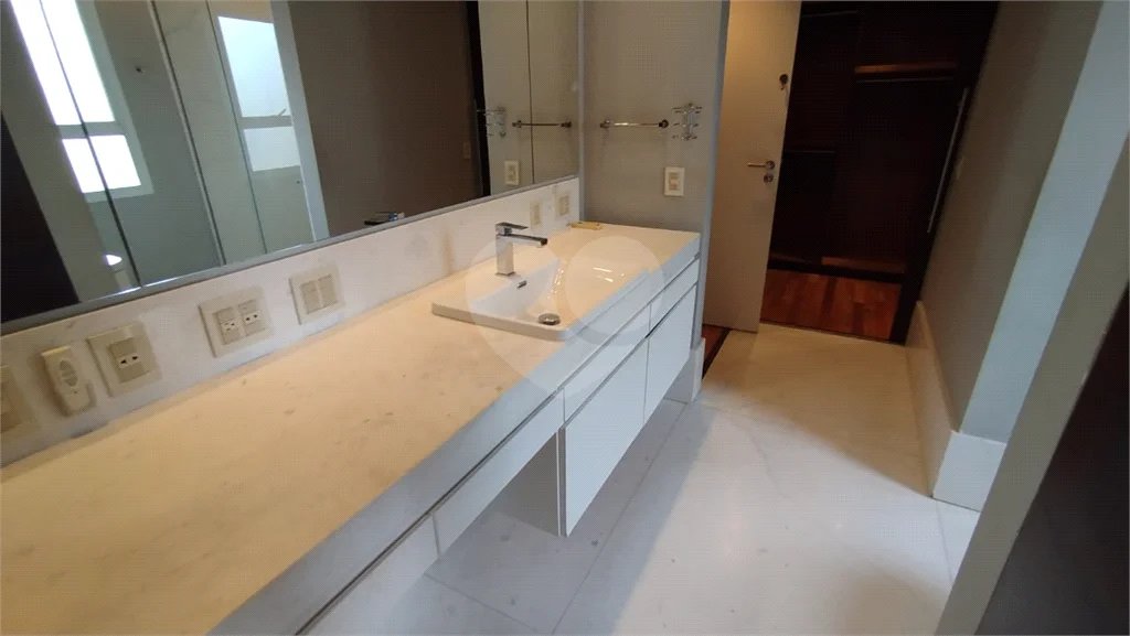 Á venda Apartamento Alto Padrão 5 suítes / 8 vagas 522m² Vila Nova Conceição