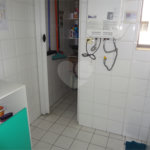 COBERTURA COM PISCINA E CHURRASQUEIRA NA CASA VERDE.