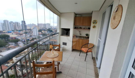 Apartamento à venda com 3 quartos, sendo 1 suíte,  em Ipiranga, São Paulo, SP