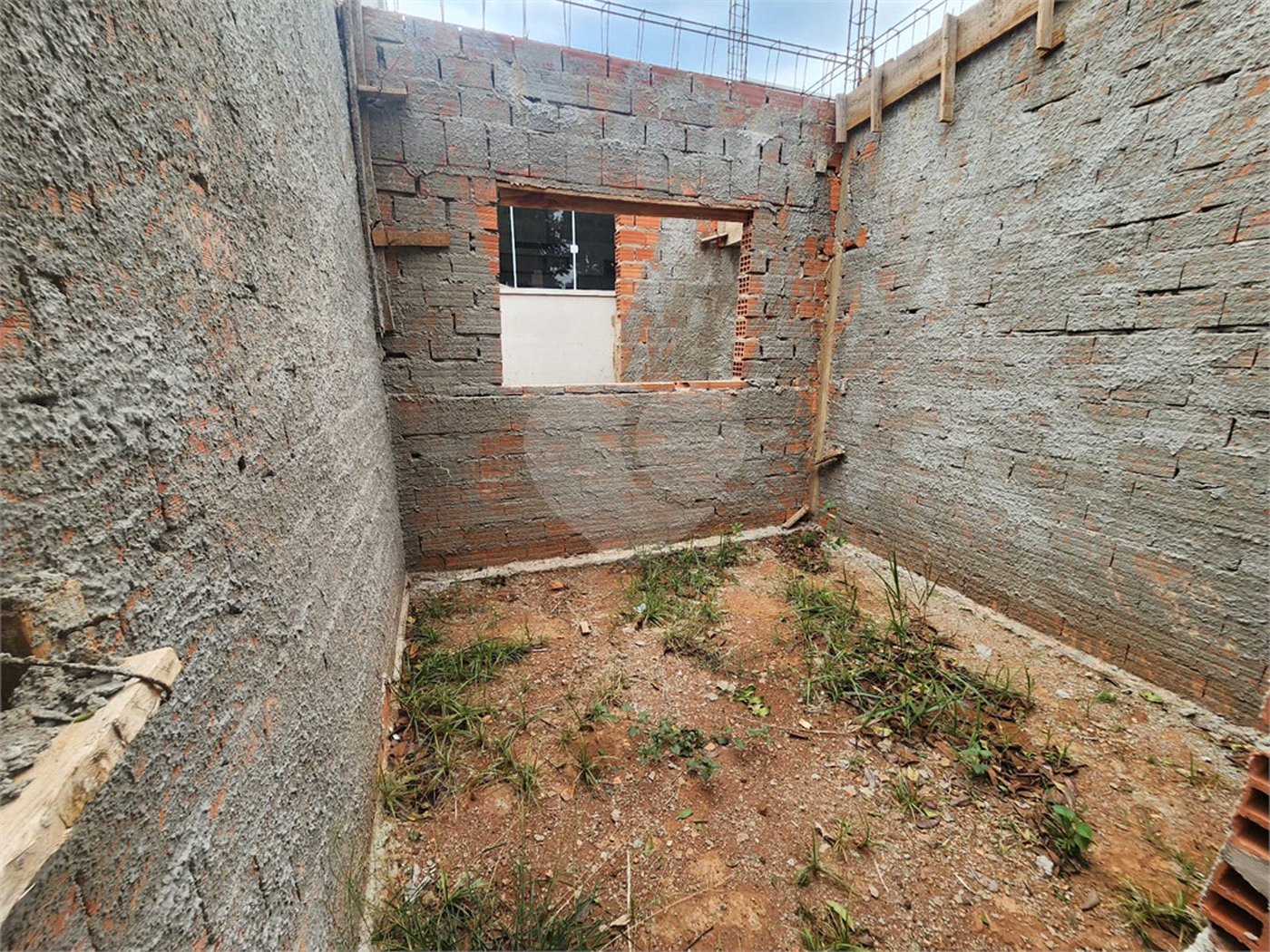 Terreno á venda no Parque FHER