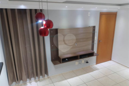 Apartamento térreo no Condomínio Residencial Monte Everest