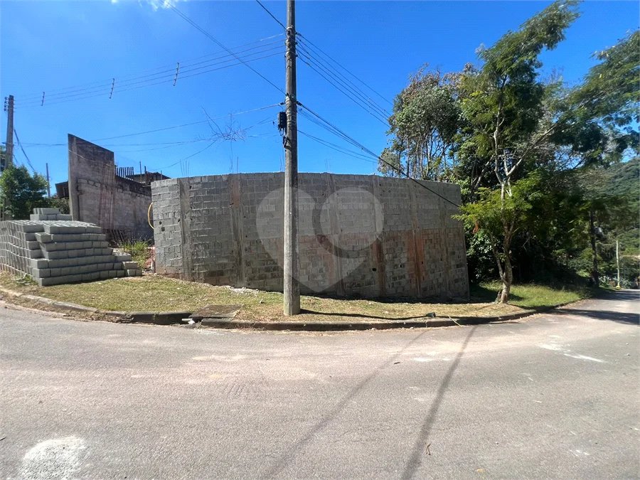 Terreno à venda no condomínio Alpes da Cantareira, Mairiporã - SP