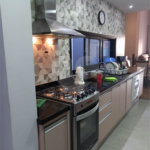 Sobrado à venda com 5 quartos, sendo 3 suítes, em Residencial Jatobás, Louveira, SP