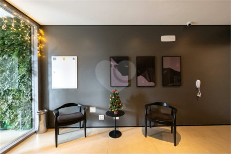 LINDO STUDIO DE 32M² PRÓXIMO DE TUDO