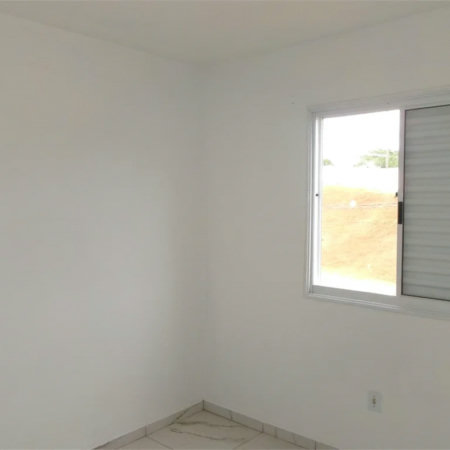 Apartamento no Condomínio Arco-Íris 2 Quartos