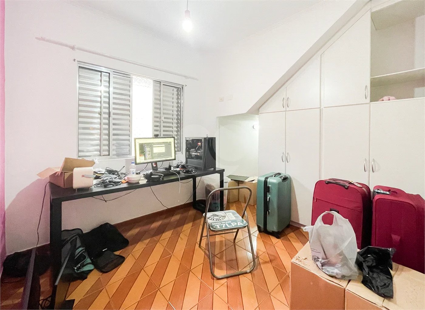Casa - Sobrado - Vila Prudente - 3 Suítes / Quartos - Escritório - 1 Vaga - Venda / Compra