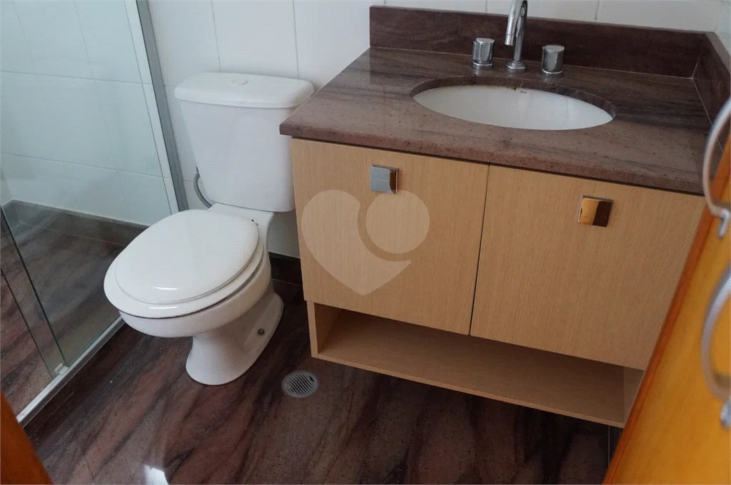Apartamento de 142m² no Ipiranga com 3 dormitórios, 3 suítes e 3 vagas de garagem.
