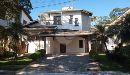 Casa à venda com 3 suítes no condomínio Villaggio Capriccio, Louveira - SP